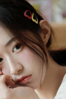 学生和妈妈的朋友详情介绍