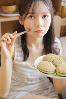 吃奶哔哩哔哩